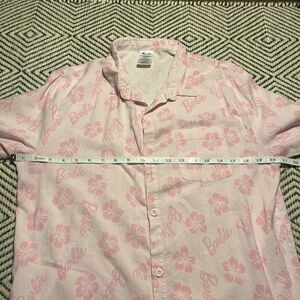 Barbie Hawaiian Button Up Shirt M Pink Floral Y2K girly summer cotton
